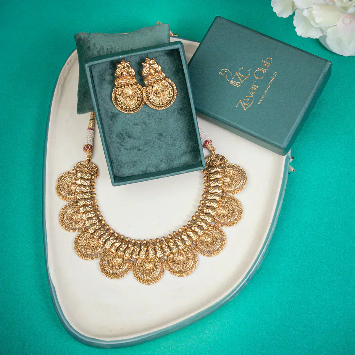 Sustainable & Ethical Jewelry: Embracing Recycled Gold and Lab