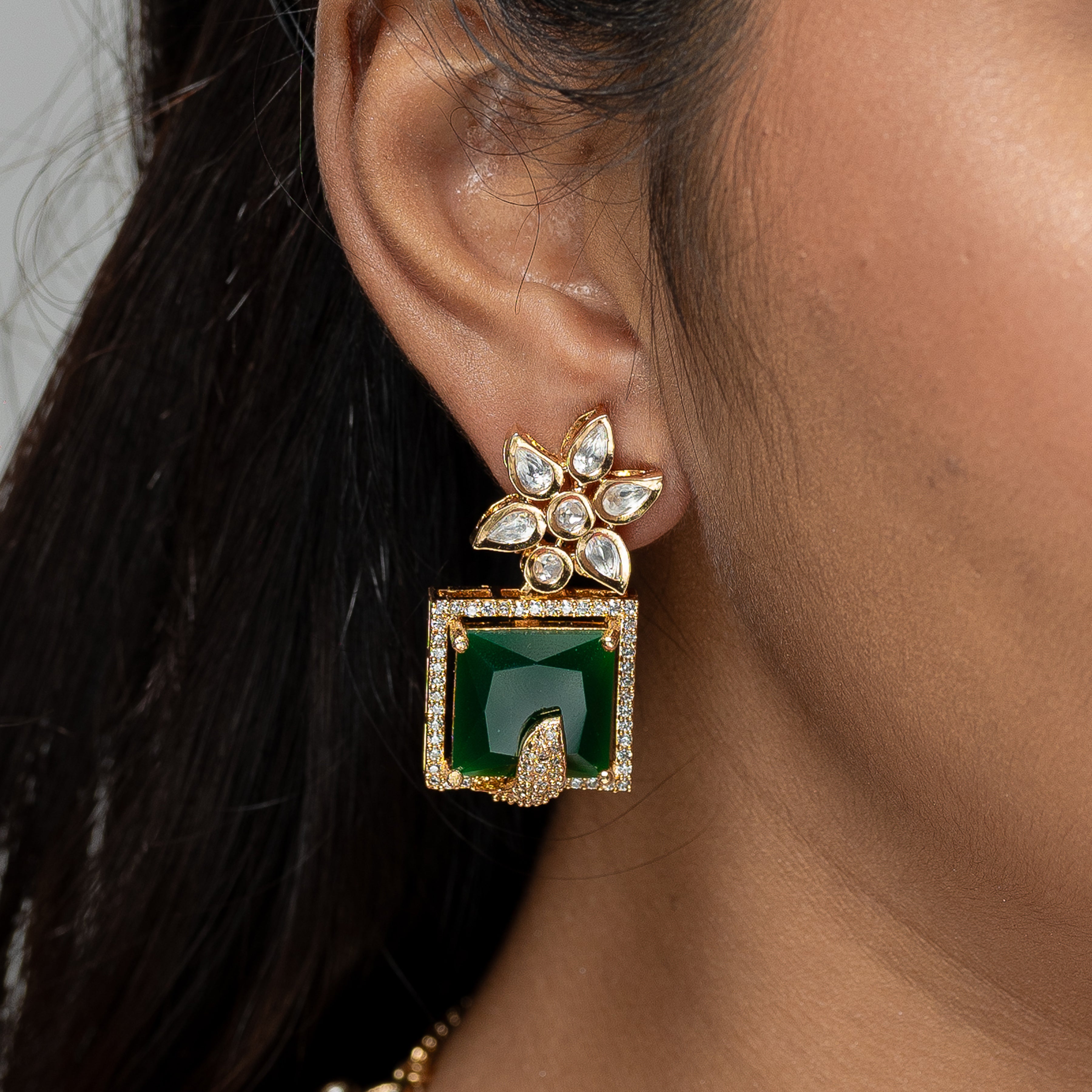 Zevar Club Semi Precious Stones in Handcrafted Kundan Set