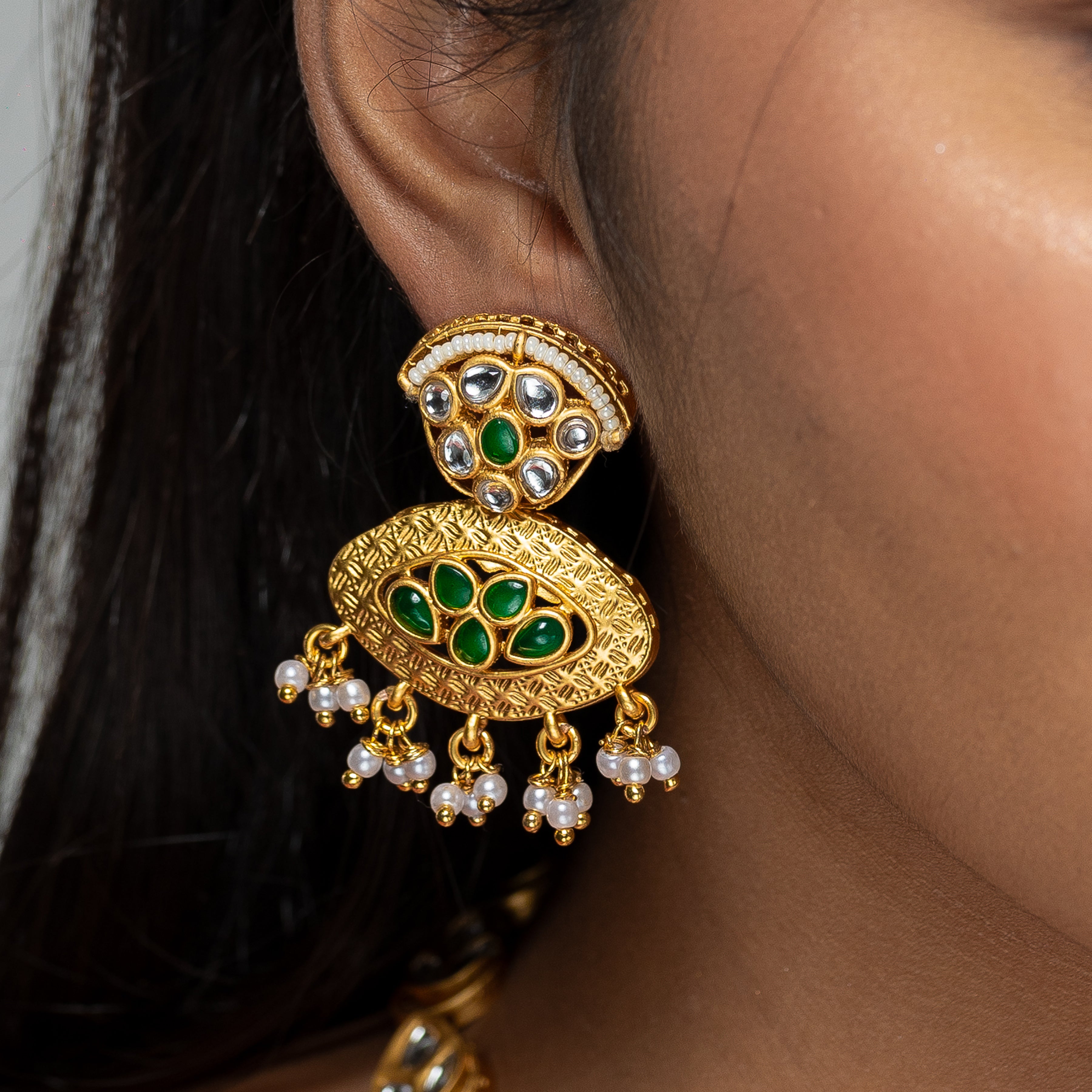 Zevar Club Designer Antique Rajwada Knitted Pearl Jewellery Set