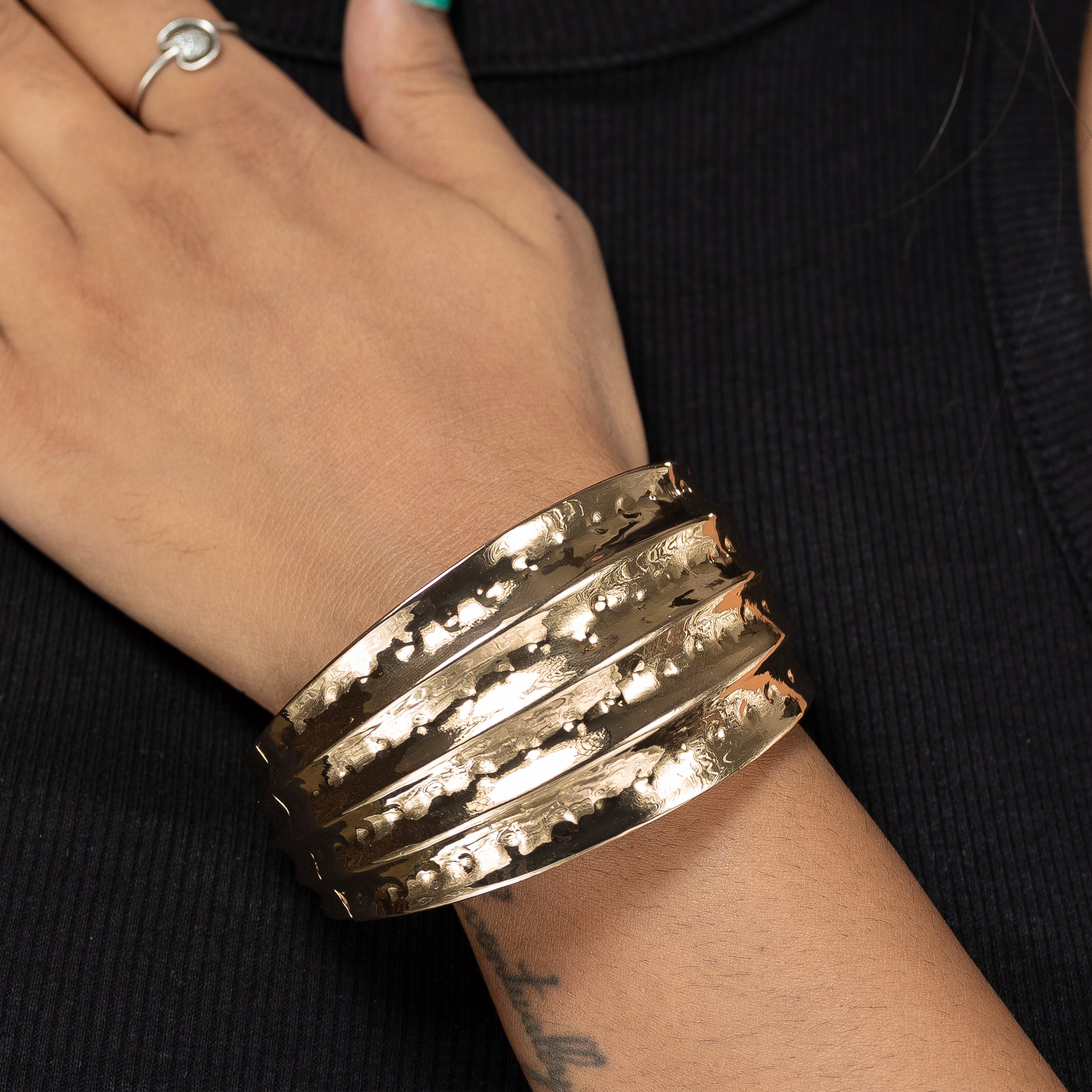 Zevar Club Elegant Glam Workwear Bracelet (Gold)