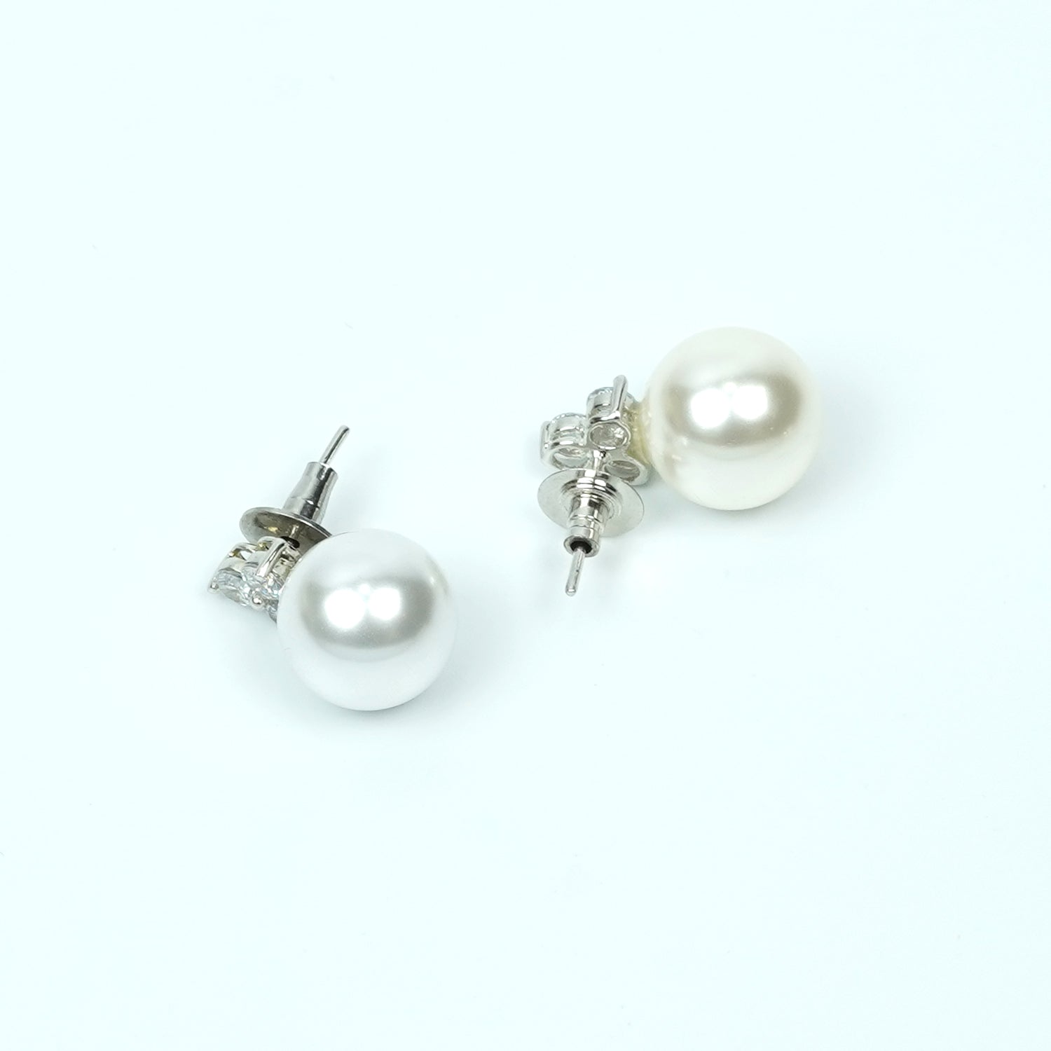 Zevar Club Rhodium-Plated Handcrafted Cubic Zirconia & Pearl Drop Earrings with Leaf Design