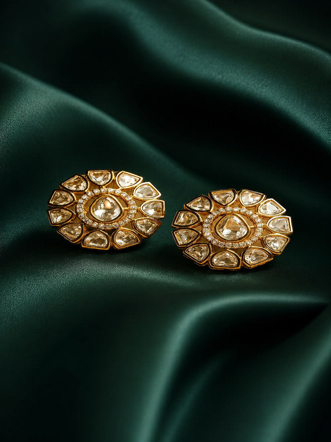 Zevar Club 22K Gold-Plated Uncut Flower Kundan Pendant Set