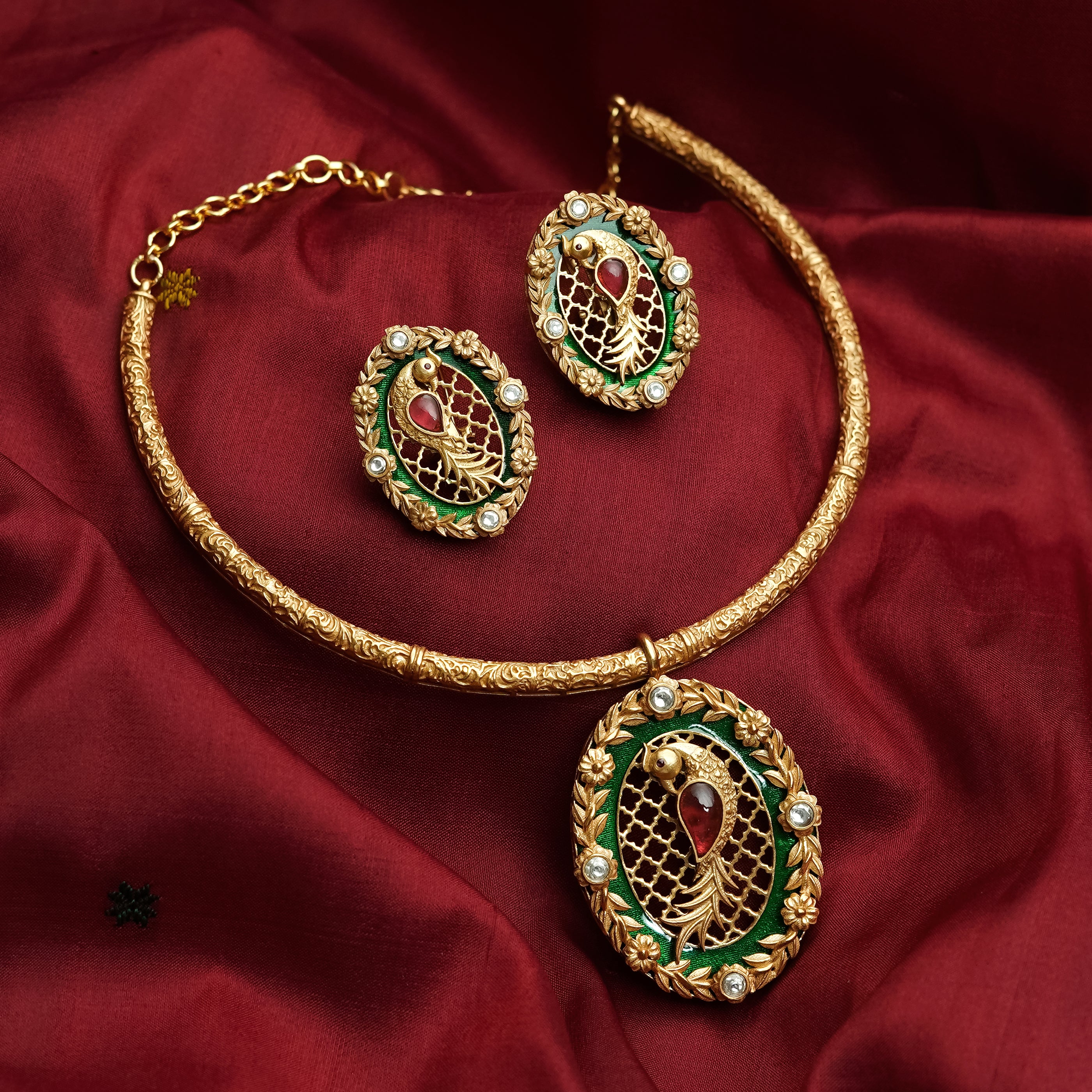 Jodhaa Handcrafted Choker Set