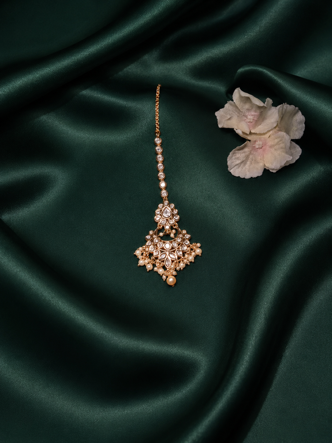 Zevar Club Classic Kundan Dastaan Mangtika