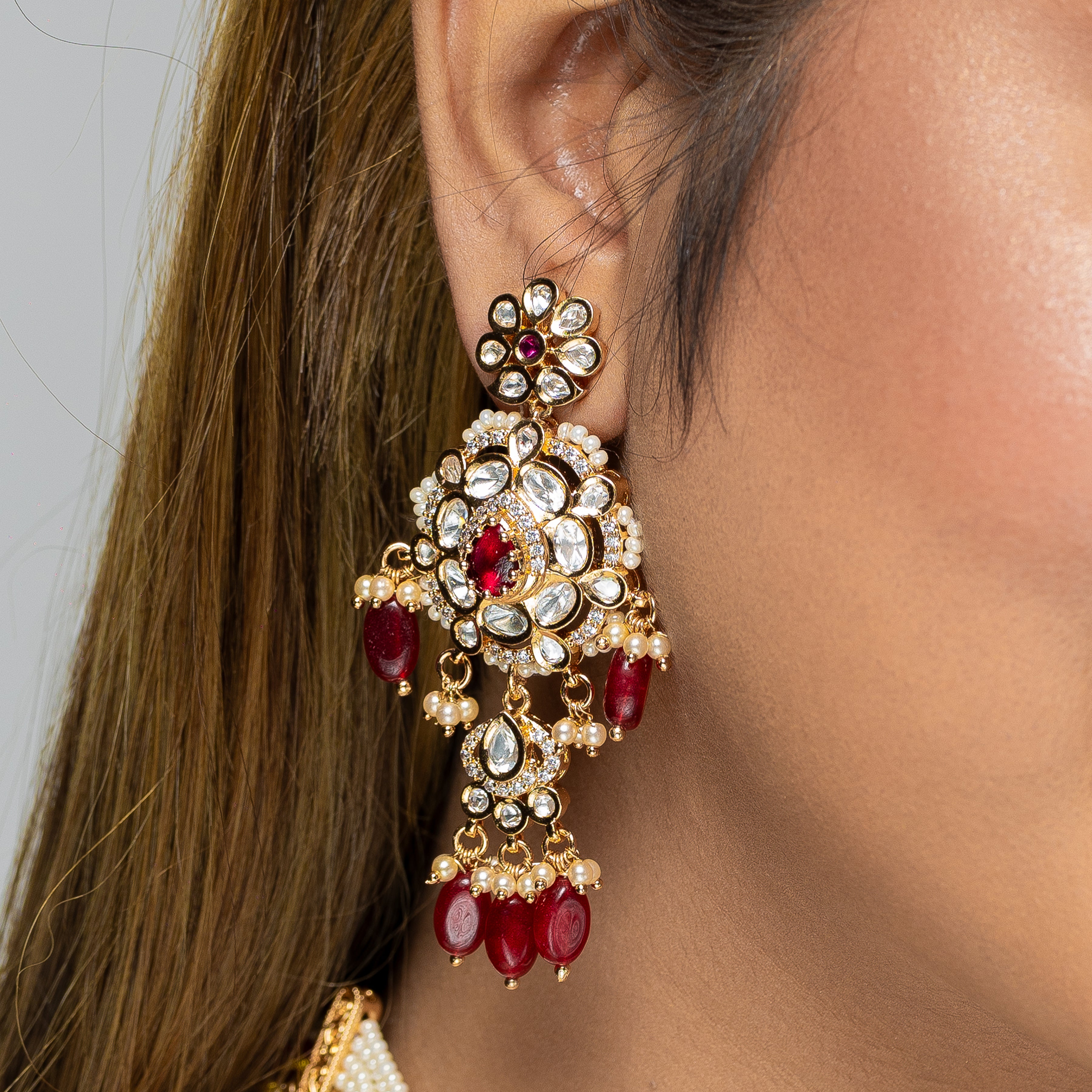 Zevar Club Semi Bridal Flower Shaped Uncut Kundan Pearls Full Set