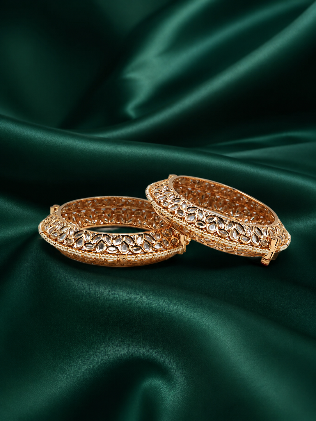 Zevar Club Premium Handcrafted Kundan Pacheli Bangles