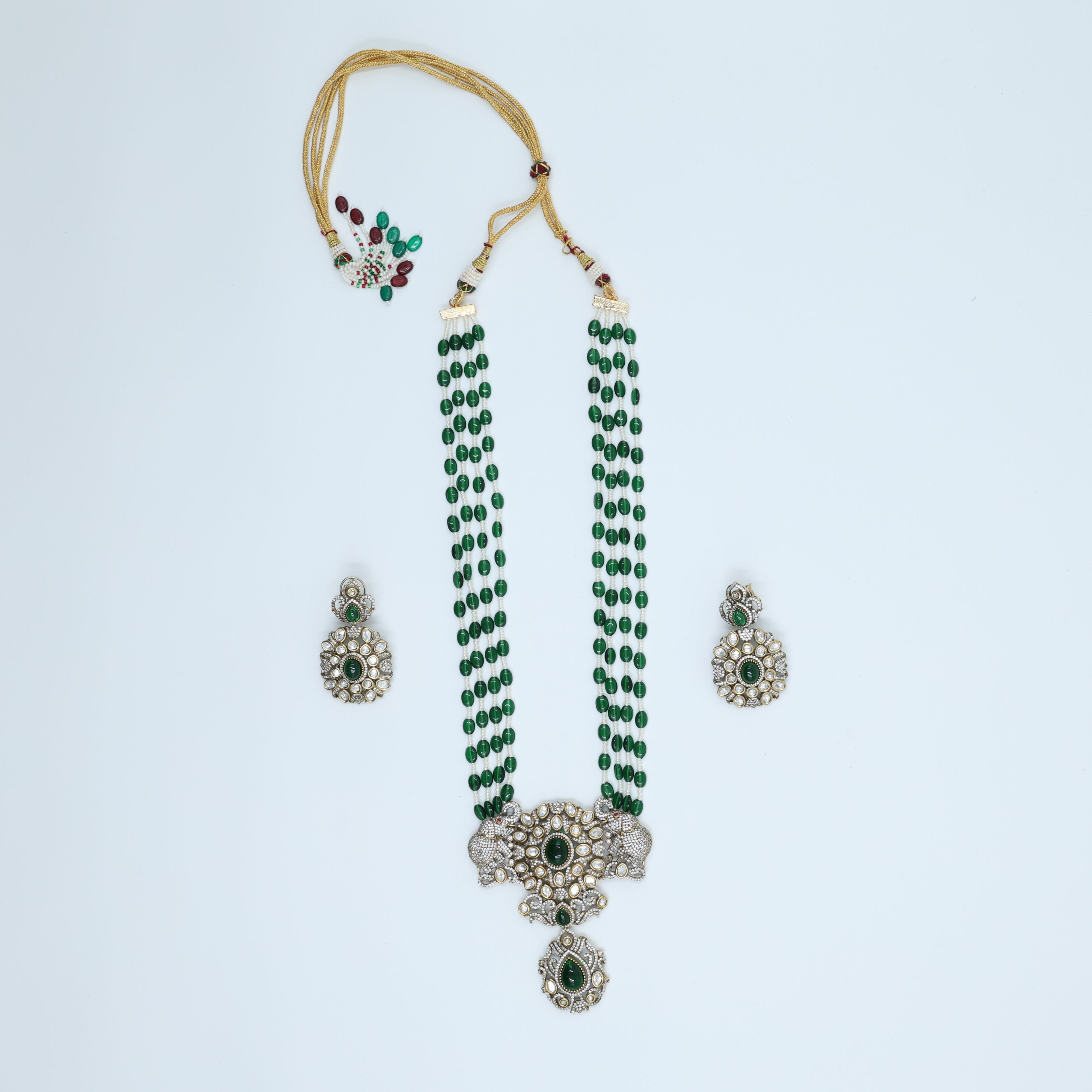 Multifaceted Long Set in Victorian Diamonds