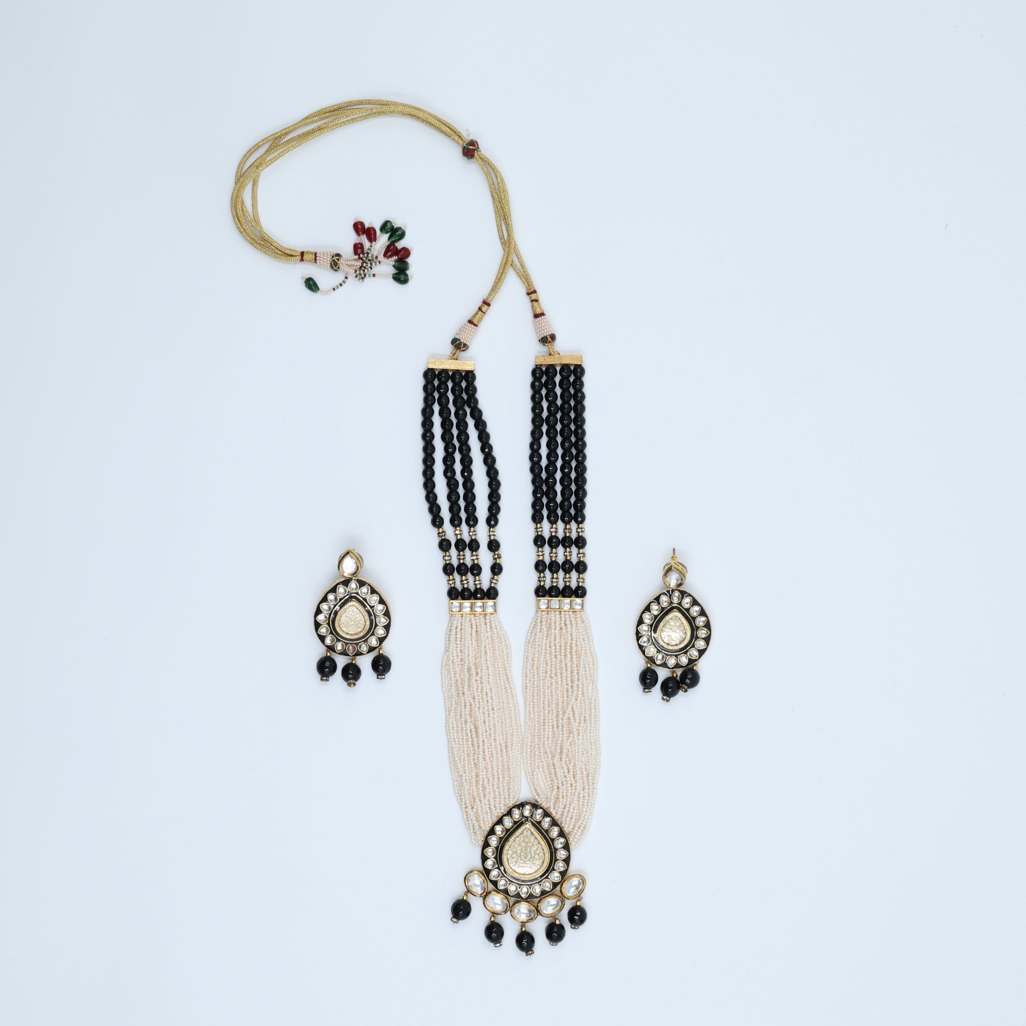 Bold Black Golden Kundan Set