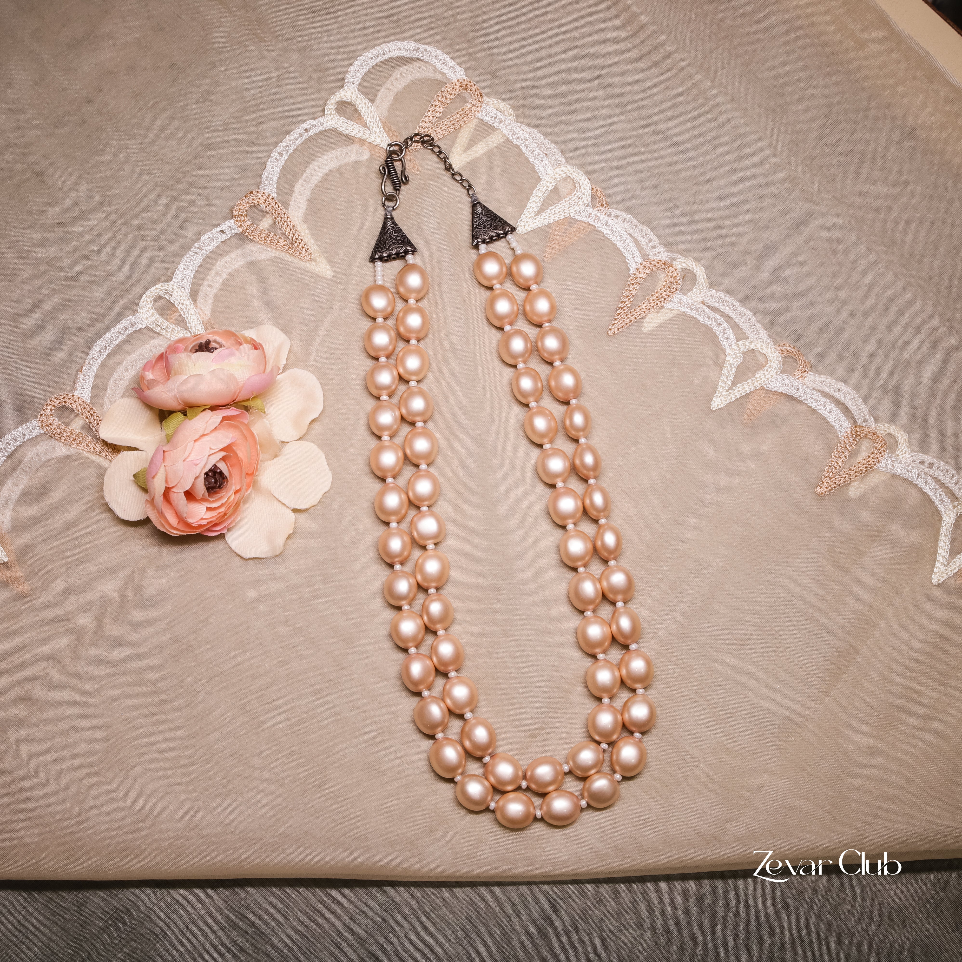 Zevar Club Oyester Pearls Necklace