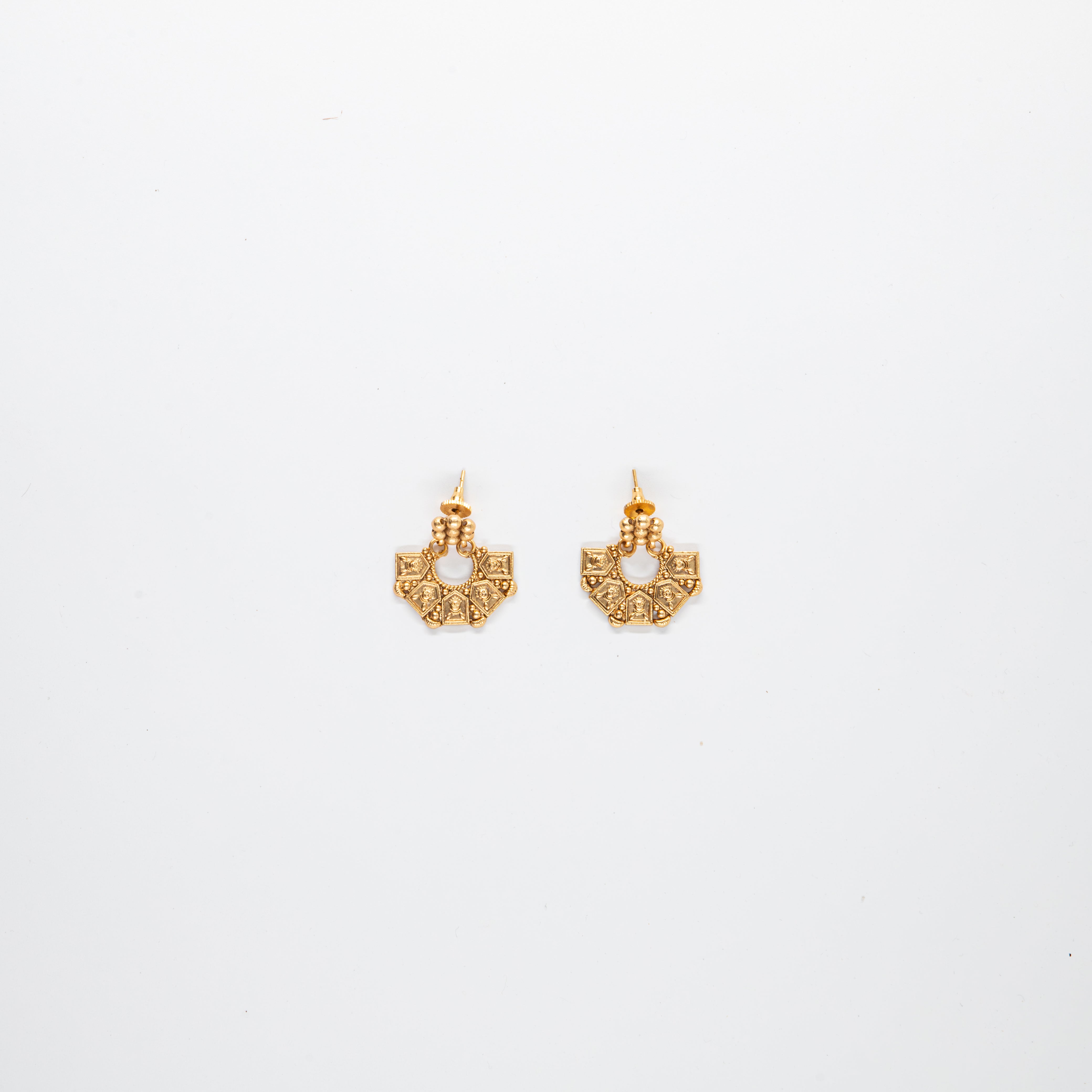 Minimalist Antique Set