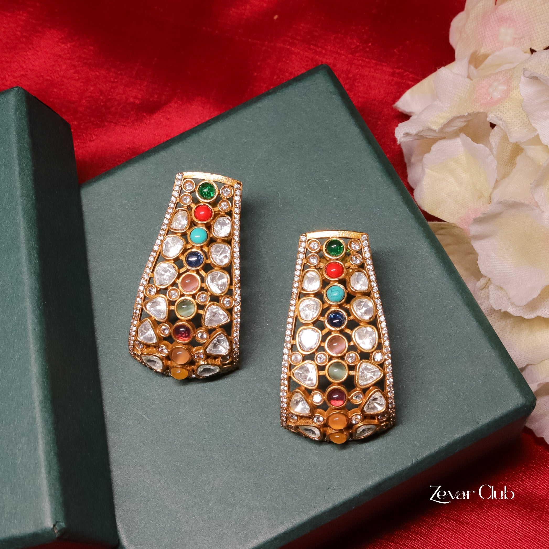 Zevar Club Elegant Statement Uncut Kundan Earrings
