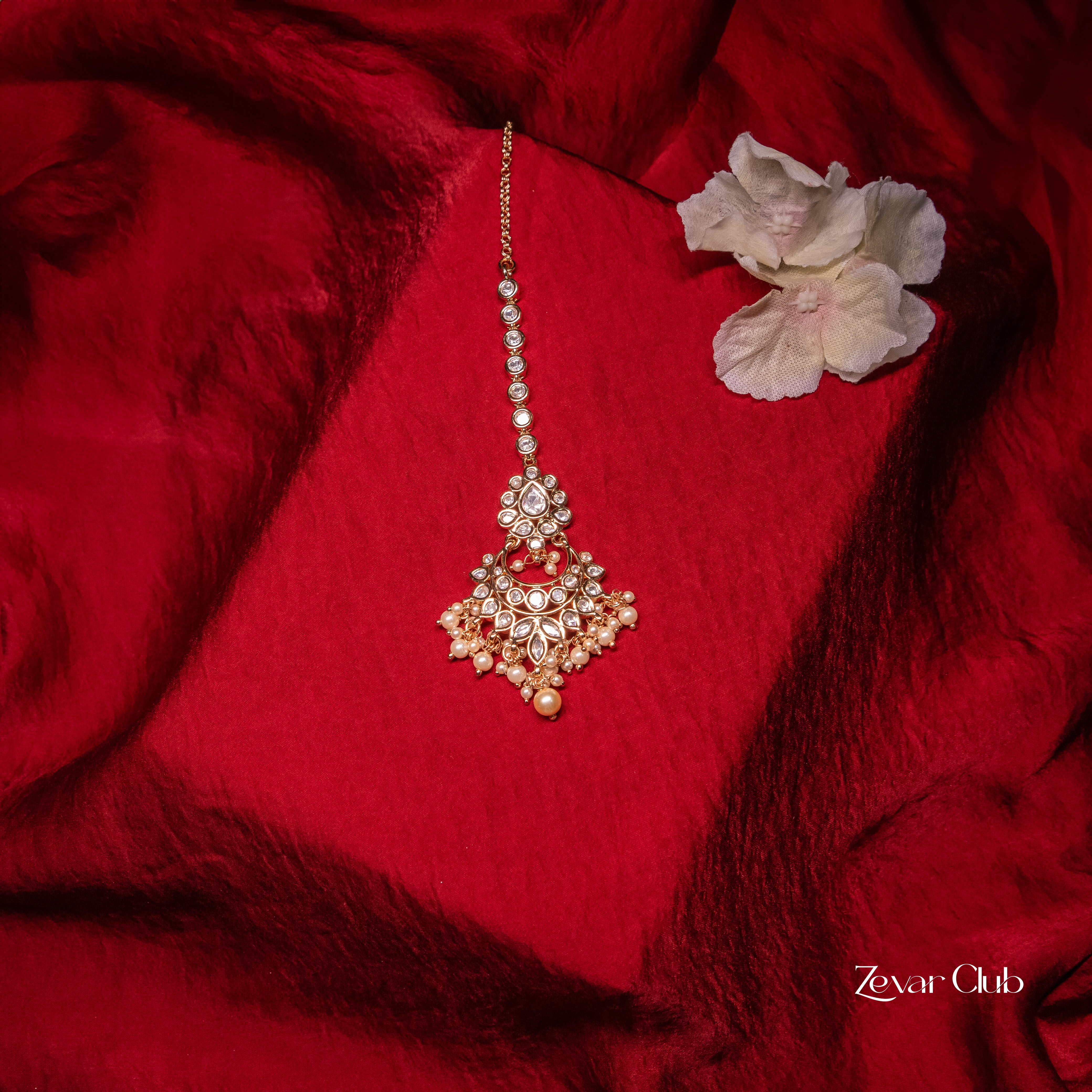Zevar Club Classic Kundan Dastaan Mangtika