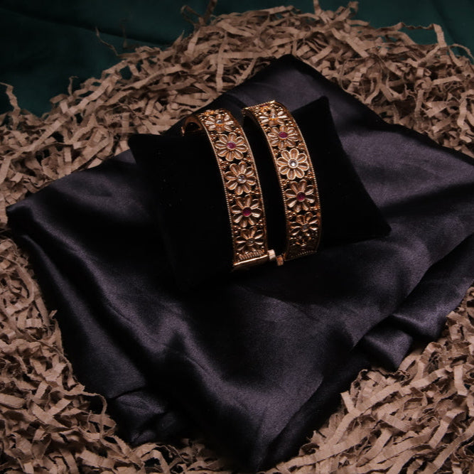 Rajwada Bangles, Set of 2