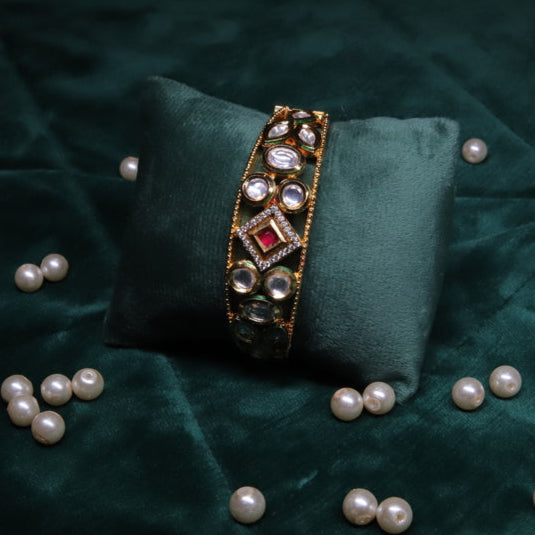 Zevar Club's Rodium Plated Sleek Bracelet