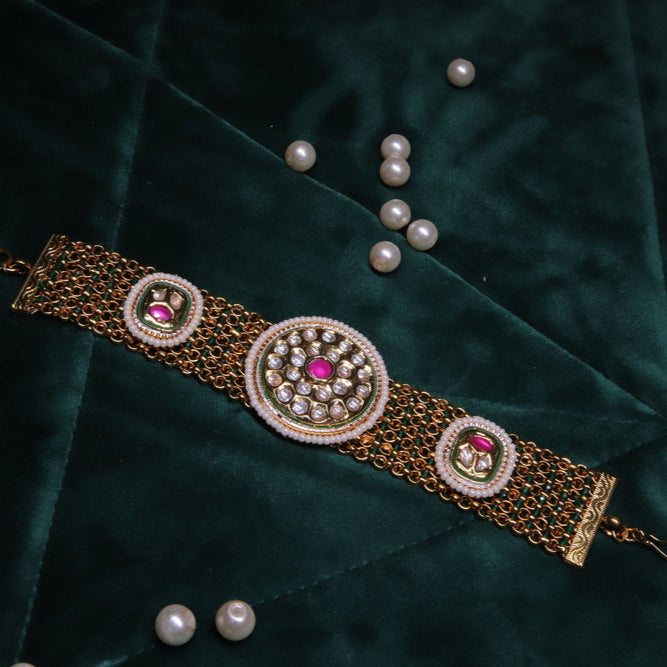 Kundan Pearl Hook Bracelet