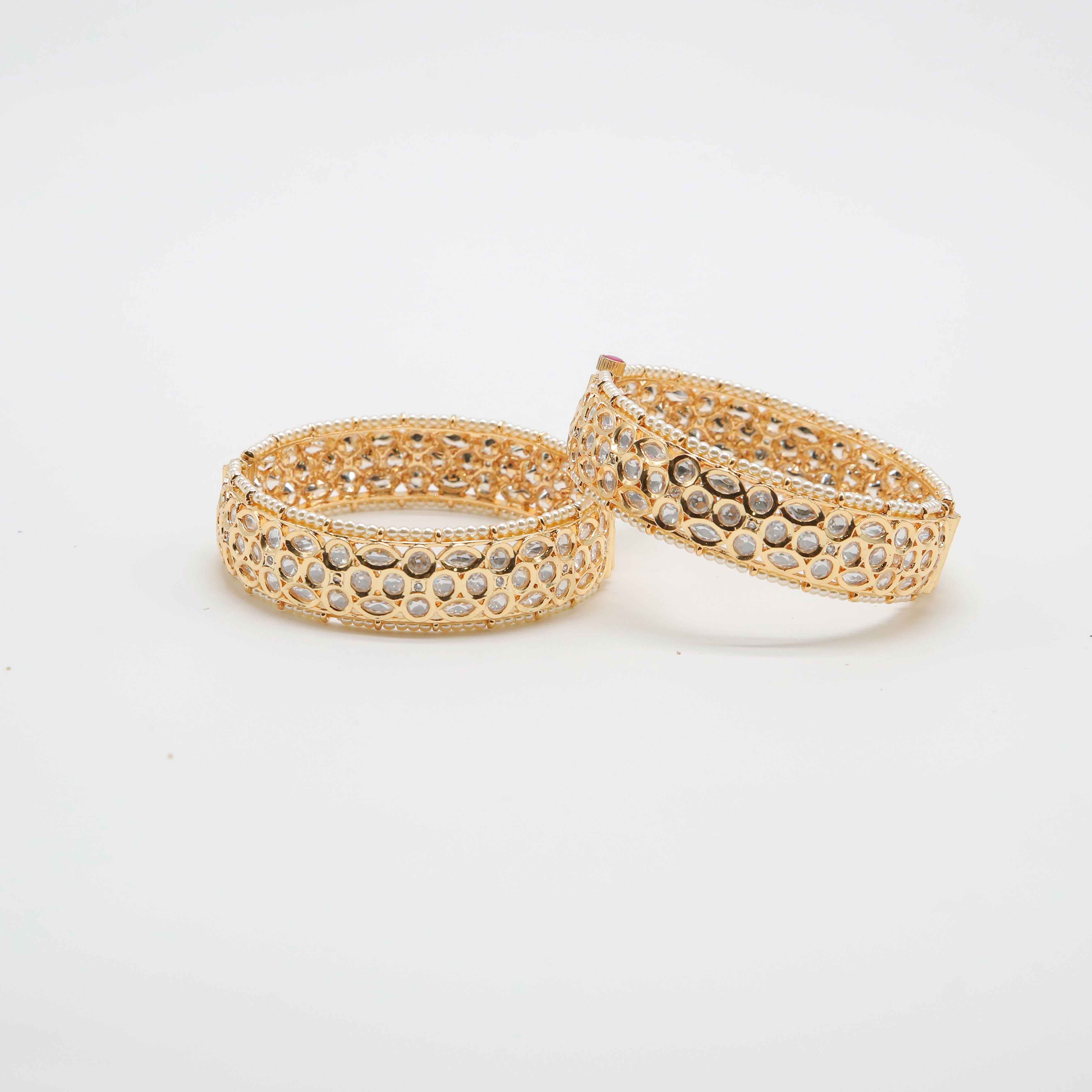 Zevar Club Premium Uncut Kundan Bangles