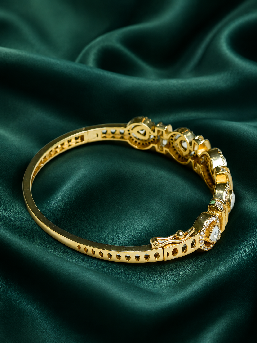 Zevar Club Gold-Toned White Kundan & Cubic Zirconia Studded Emerald Green Luxury Statement Bracelet
