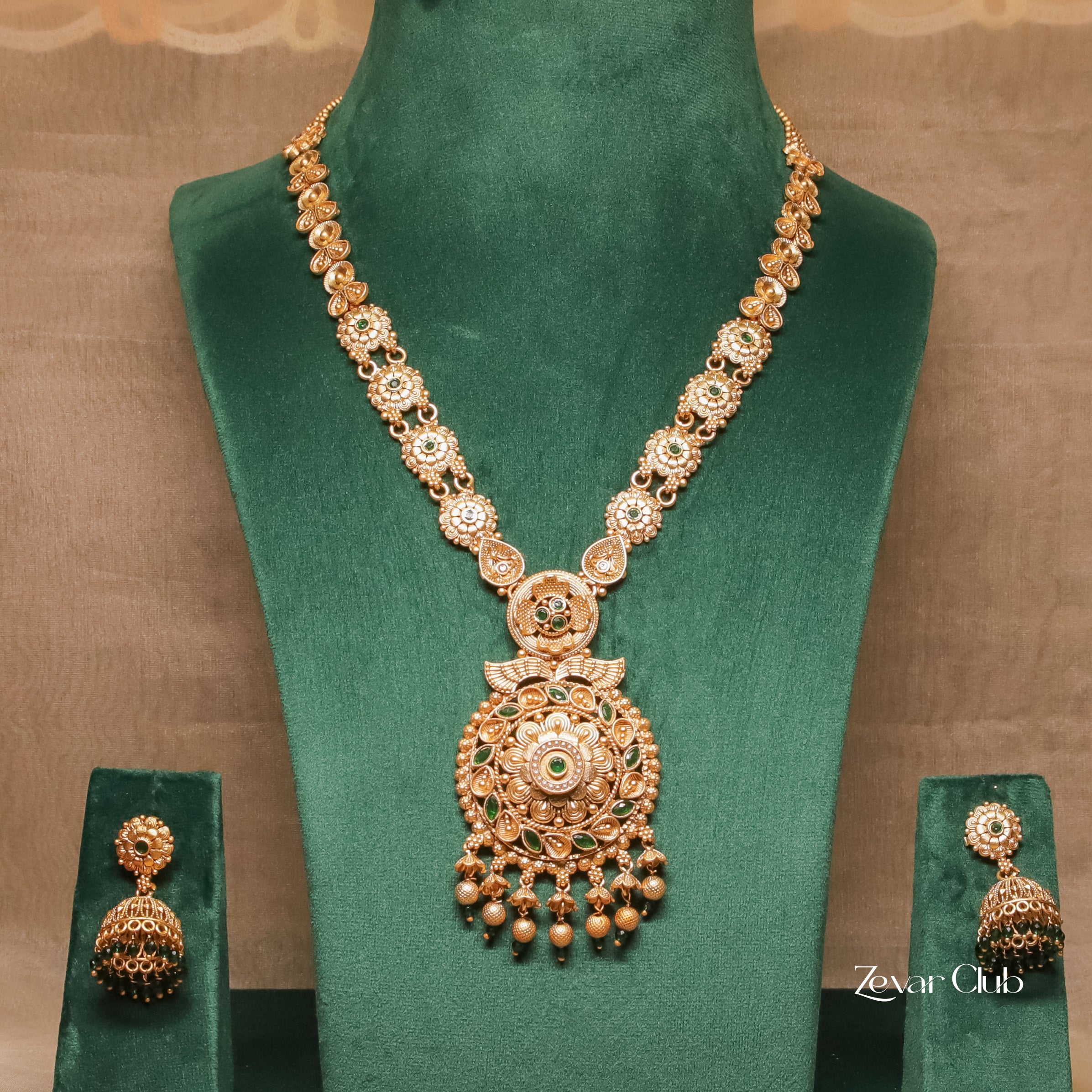Zevar Club Dainty Captivating Green Jewellery Set (18K Gold Plated)