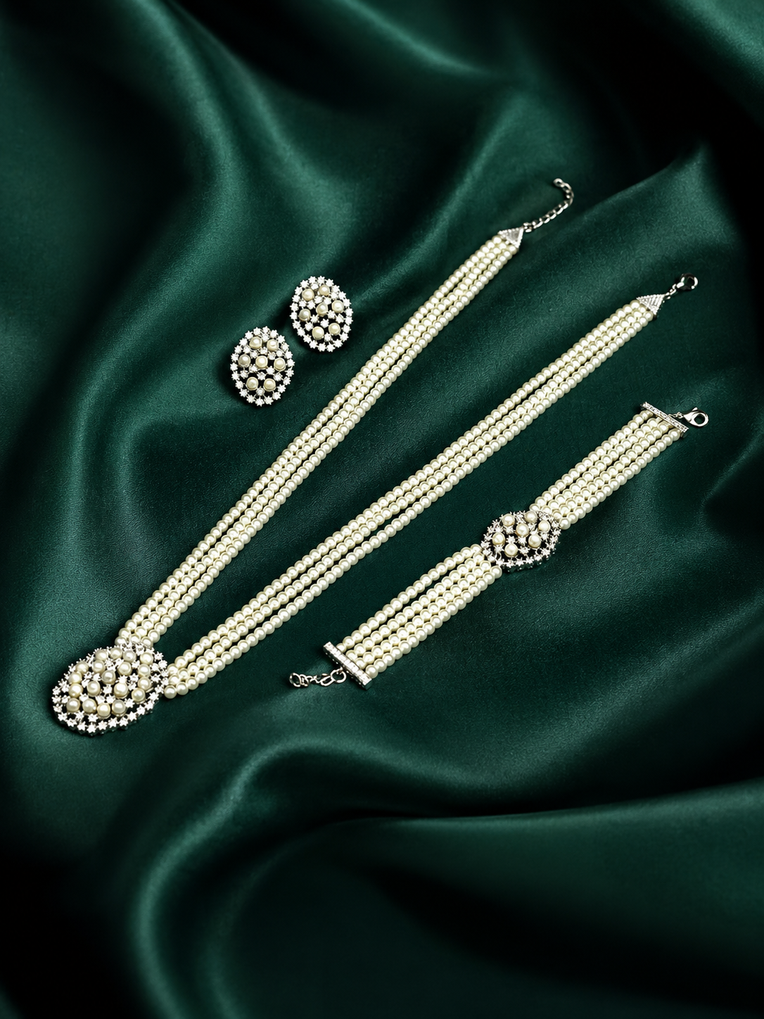 Zevar Club Ruhi AAA Zirconia Pearl Diamond Set