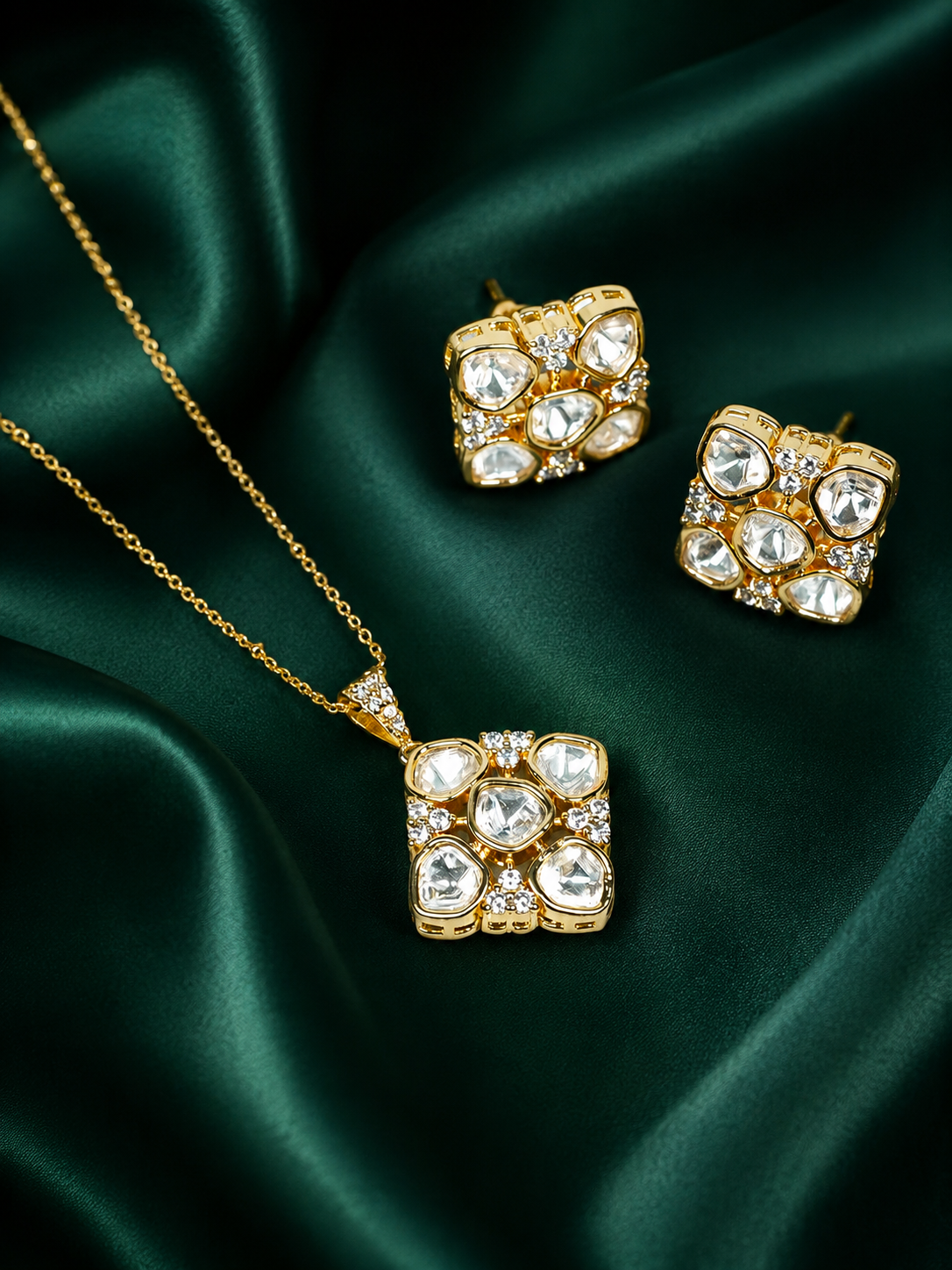Zevar Club 22K Gold-Plated Floral Motif Kundan Pendant Necklace Set for Women