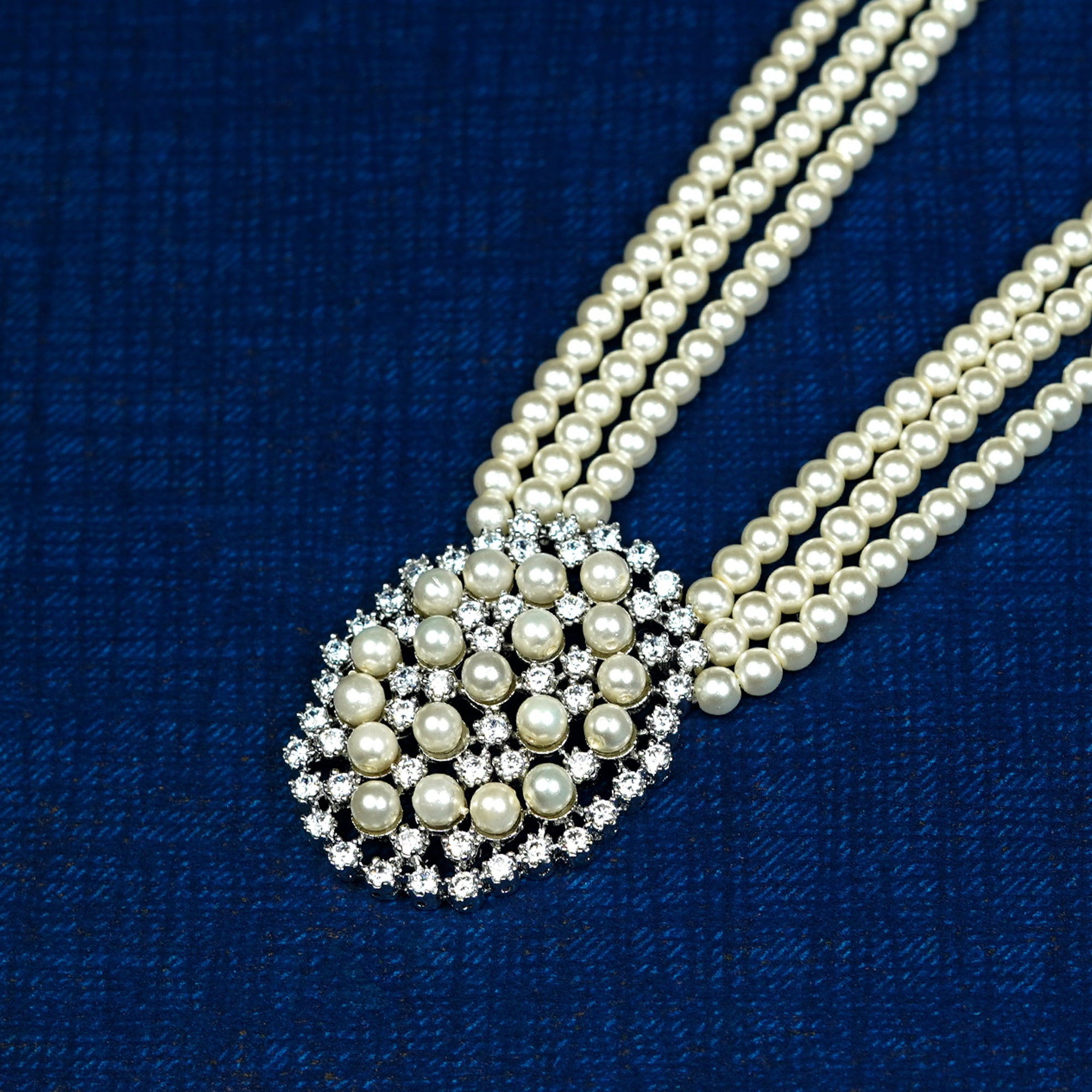 Zevar Club Ruhi AAA Zirconia Pearl Diamond Set