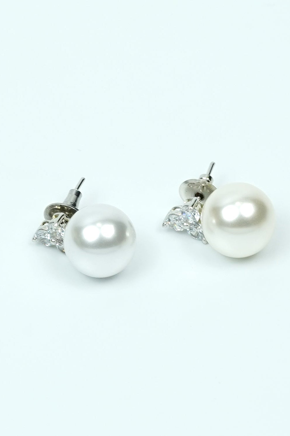 Zevar Club Rhodium-Plated Handcrafted Cubic Zirconia & Pearl Drop Earrings with Leaf Design