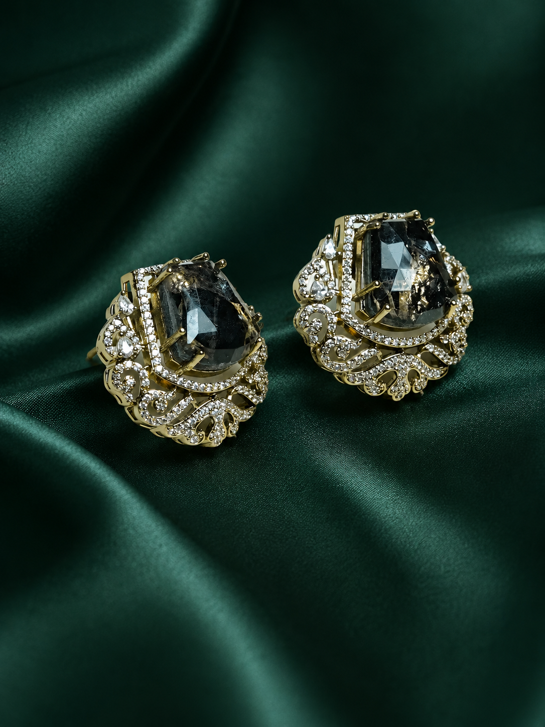 Zevar Club 12K Rhodium Plated Emerald Uncut Victorian Studs Earrings