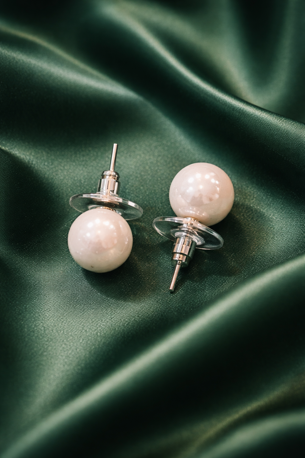 Zevar Club Soft Off White Pearl Finish Everyday Stud Earring