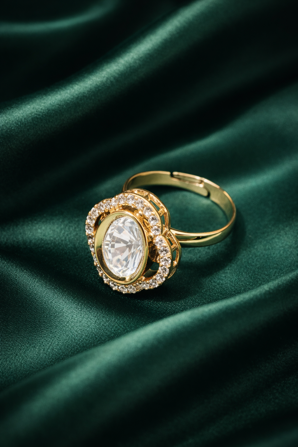 Zevar Club 14K Gold Plated Oval Flower Kundan Adjustable Ring