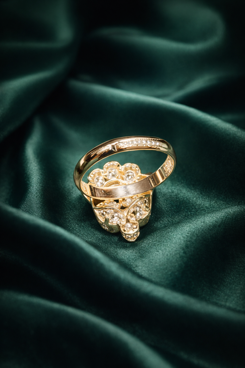 Zevar Club 14K Flower Petal Kundan Adjustable Ring