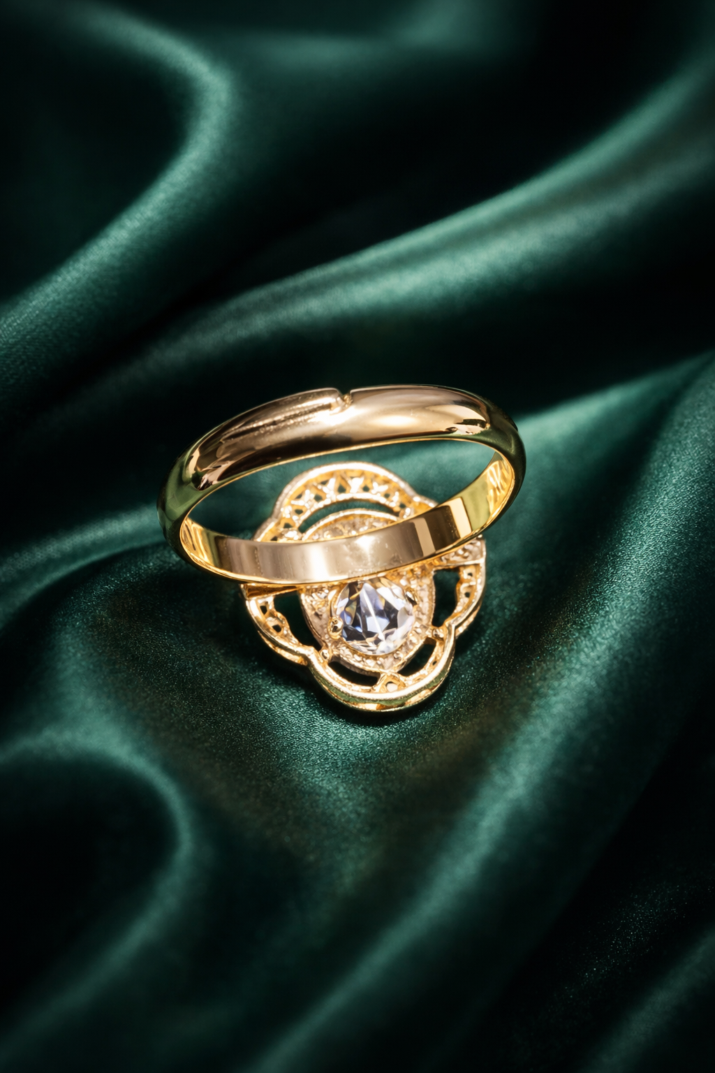 Zevar Club 14K Gold Plated Oval Flower Kundan Adjustable Ring