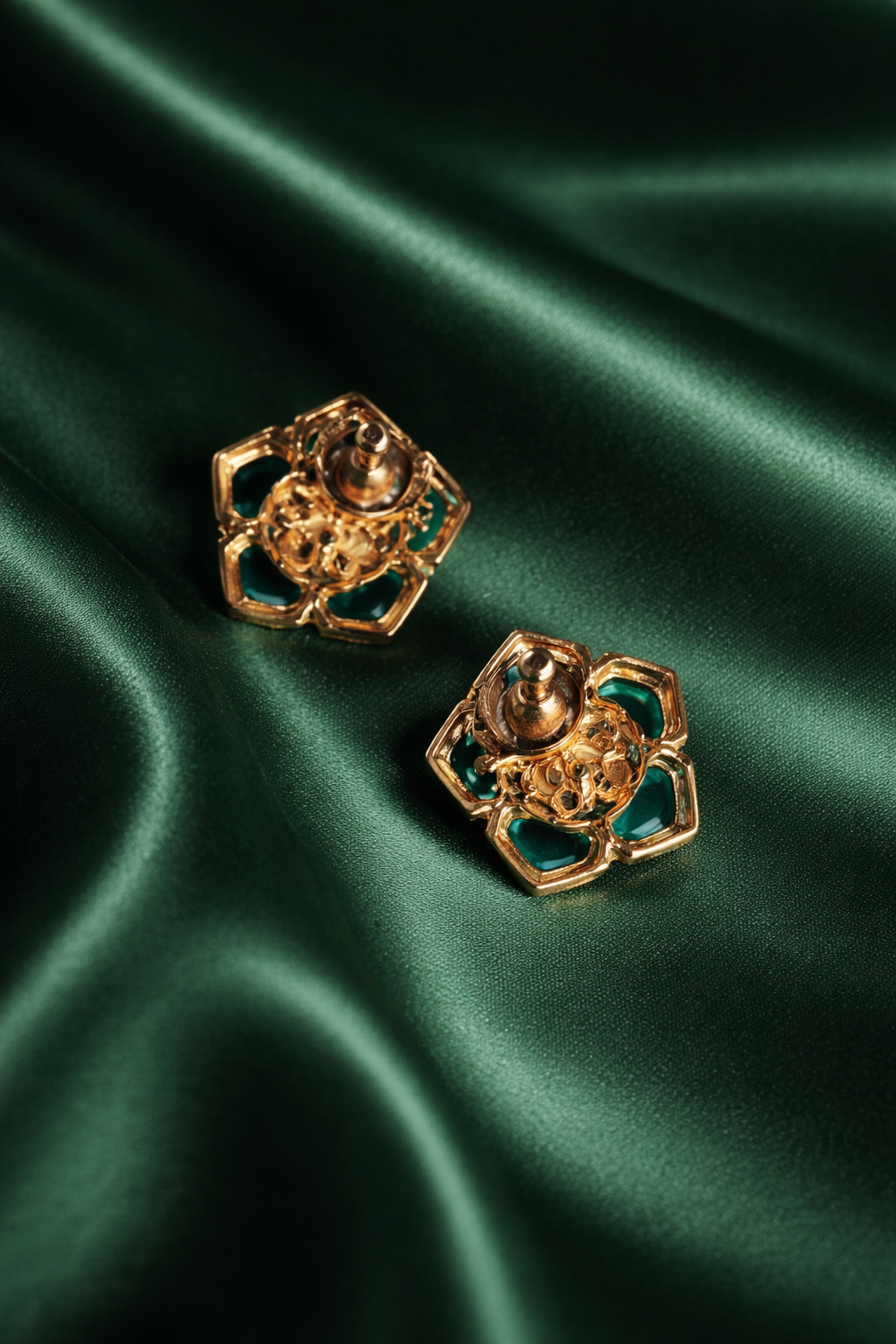 Evening Glam Floral Emerald Stud Earrings