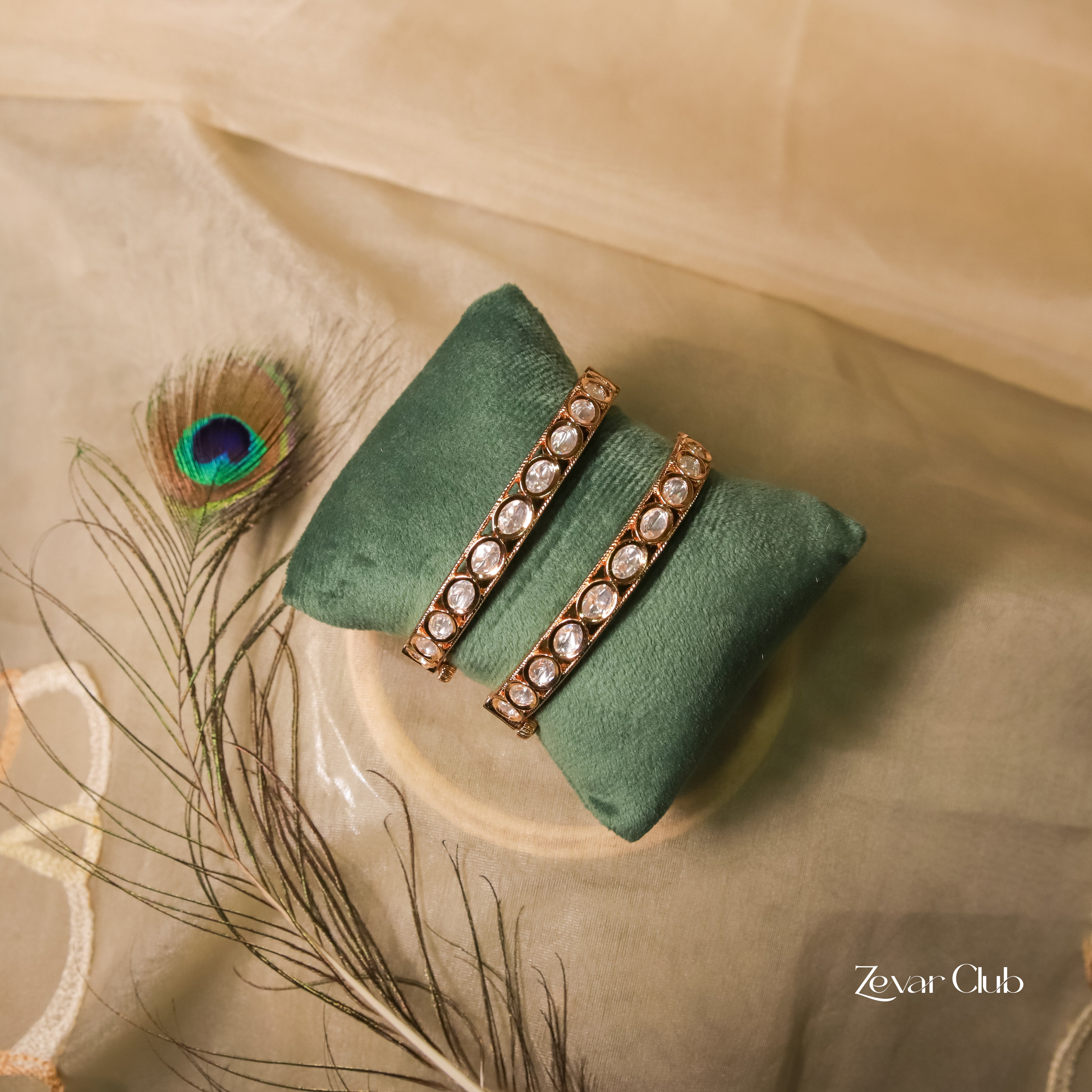 Zevar Club Classy Refined   Bangles(18K Gold Plated)